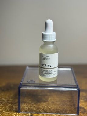 The Ordinary  Hyaluronic Acid 2% + B5 Hydrating Serum with Ceramides 1oz